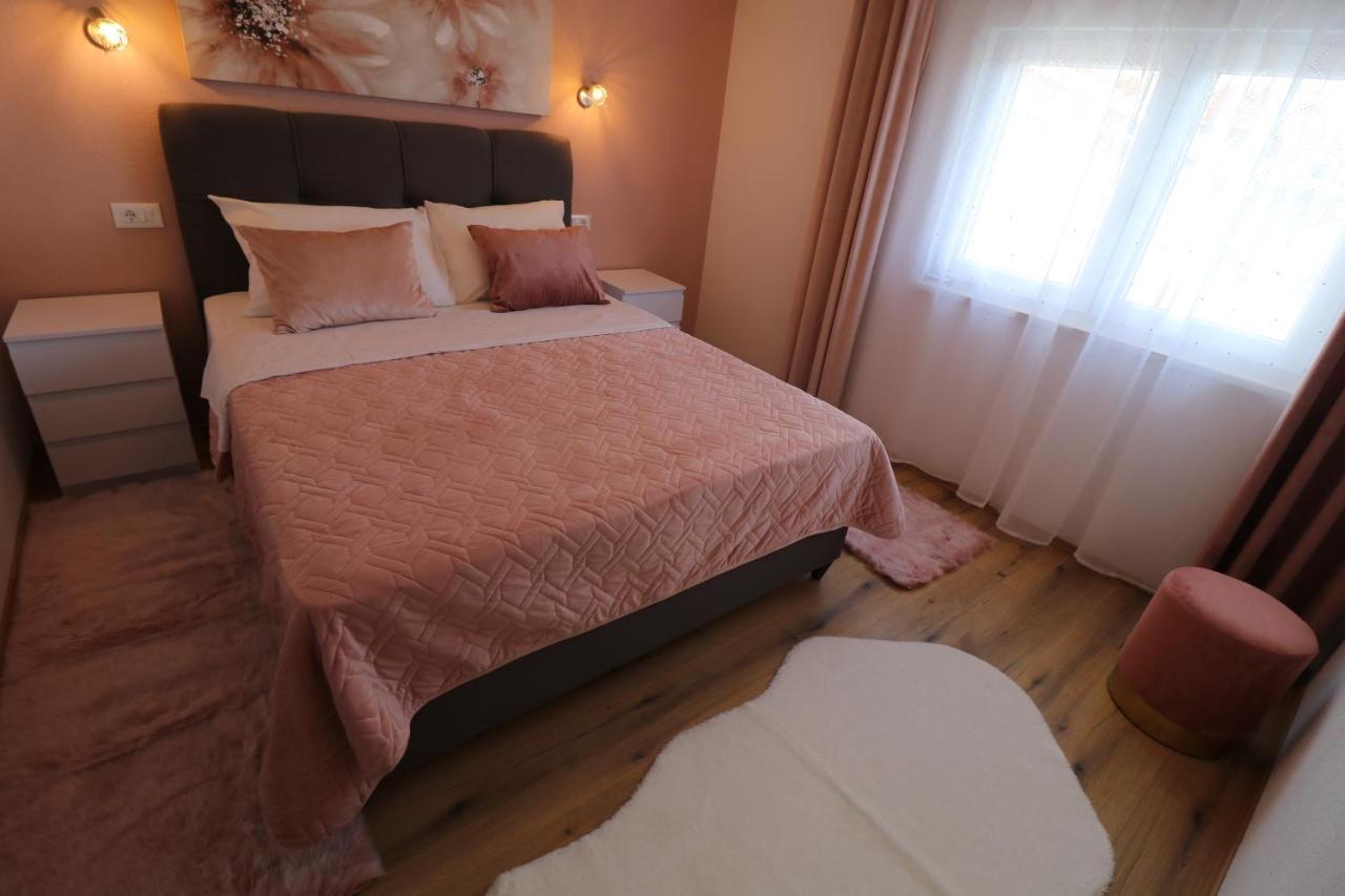 Apartmani Bilokapic Primošten Esterno foto