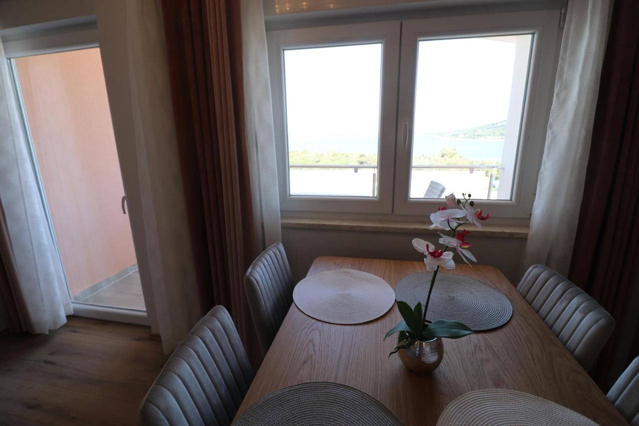 Apartmani Bilokapic Primošten Esterno foto