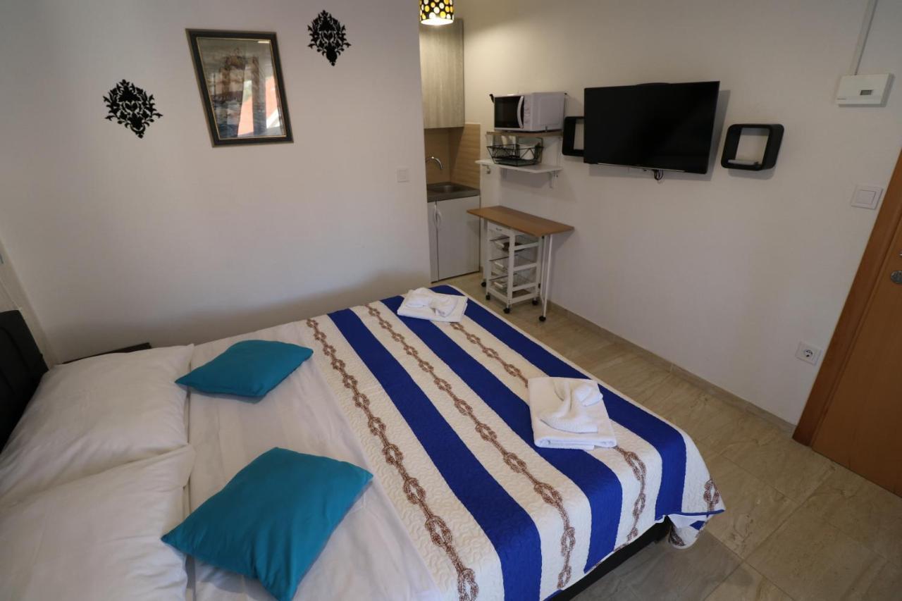 Apartmani Bilokapic Primošten Esterno foto